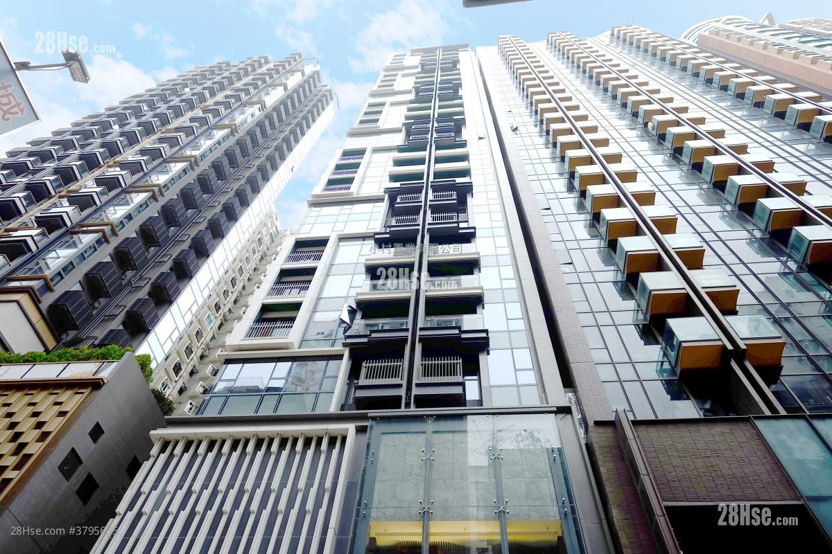 building outlook: Madera Garden Rental 2 Bedrooms , 1 Bathroom 377 ft²