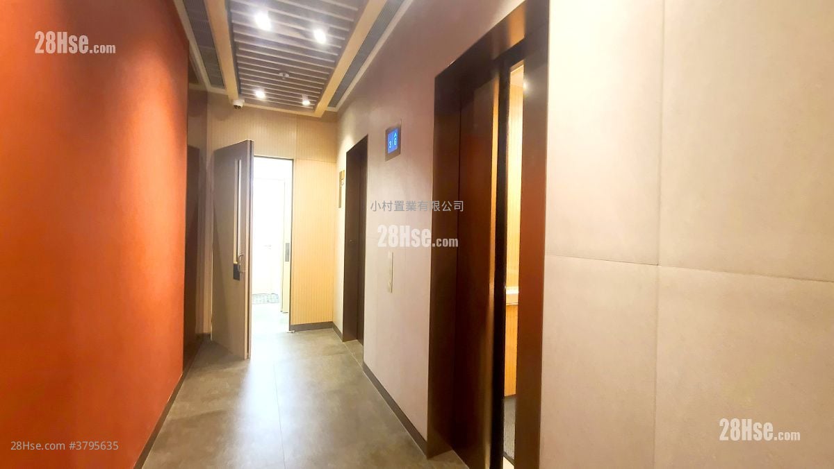 Lobby: Madera Garden Rental 2 Bedrooms , 1 Bathroom 377 ft²