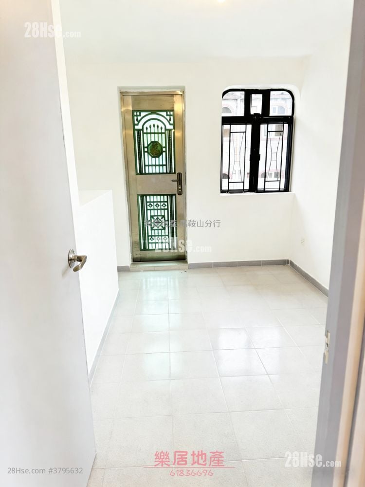 Village Rental 1 Bedroom , 1 Bathroom 400 ft²