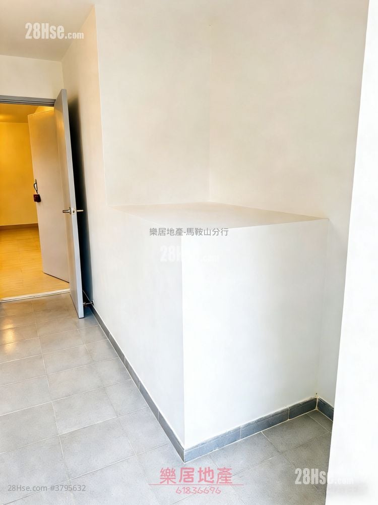 Village Rental 1 Bedroom , 1 Bathroom 400 ft²