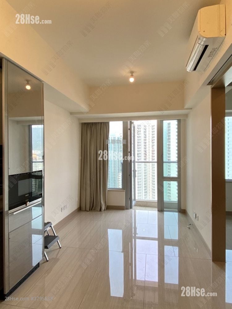 Cullinan West Rental 1 Bedroom , 1 Bathroom 350 ft²