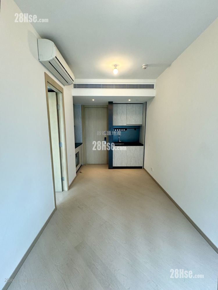 One Victoria Rental 1 Bedroom , 1 Bathroom 338 ft²