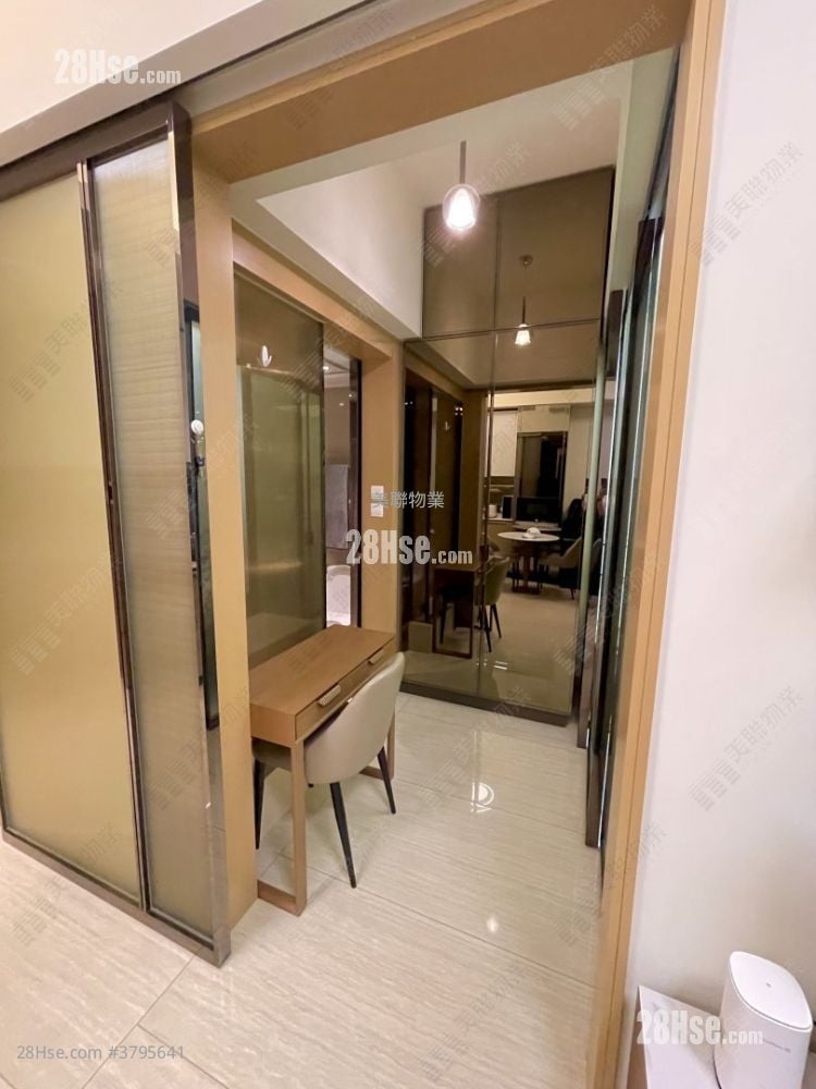 Cullinan West Rental 1 Bedroom , 1 Bathroom 358 ft²