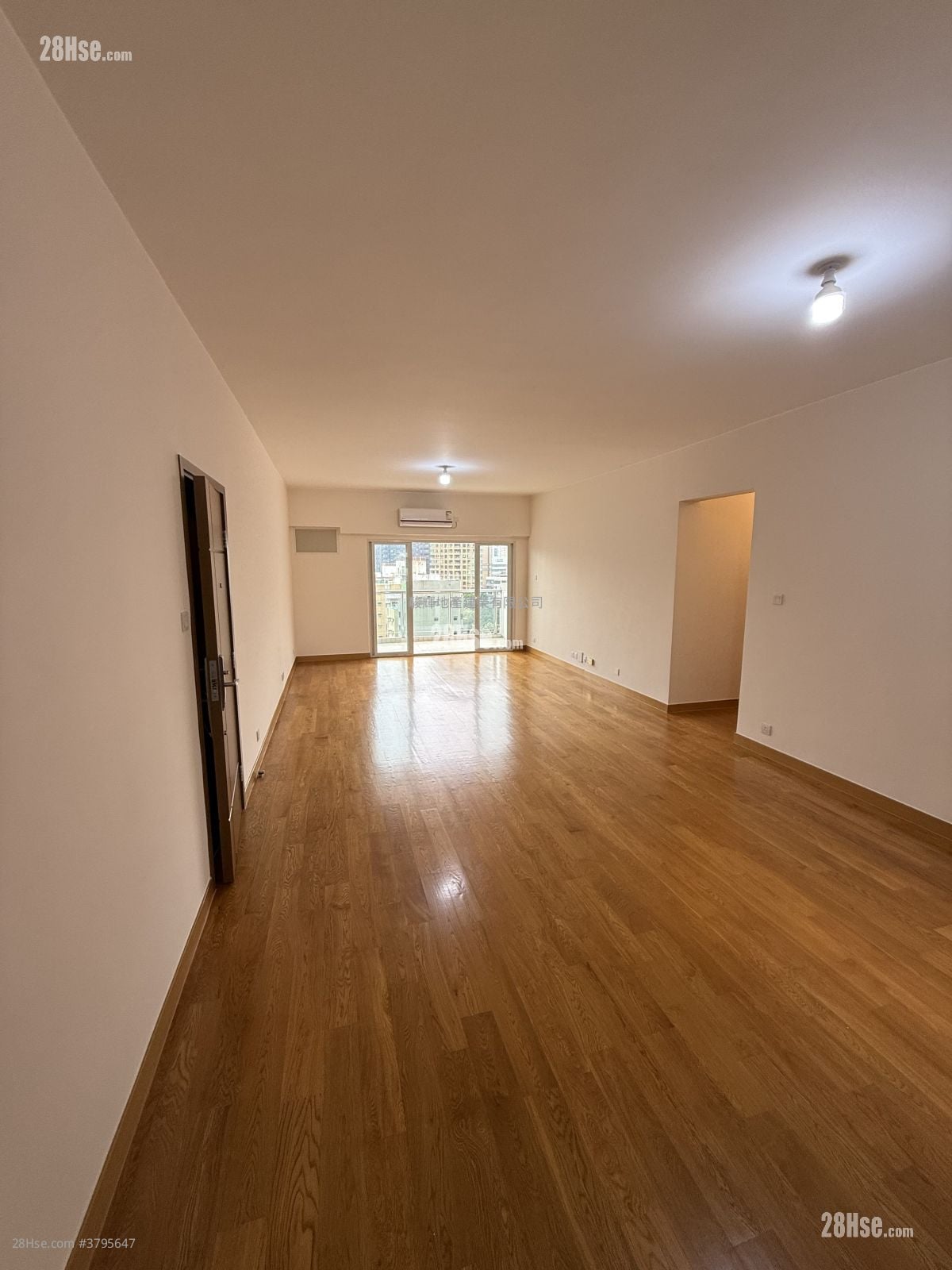 The Dahfuldy Rental 4 Bedrooms , 3 Bathrooms 1,514 ft²