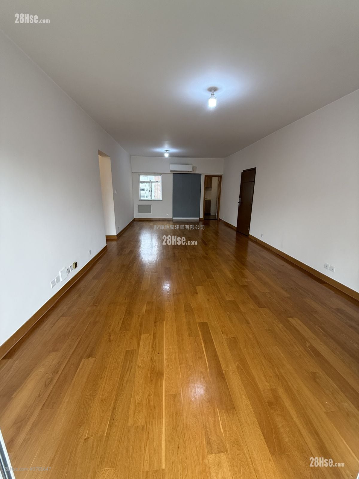 The Dahfuldy Rental 4 Bedrooms , 3 Bathrooms 1,514 ft²