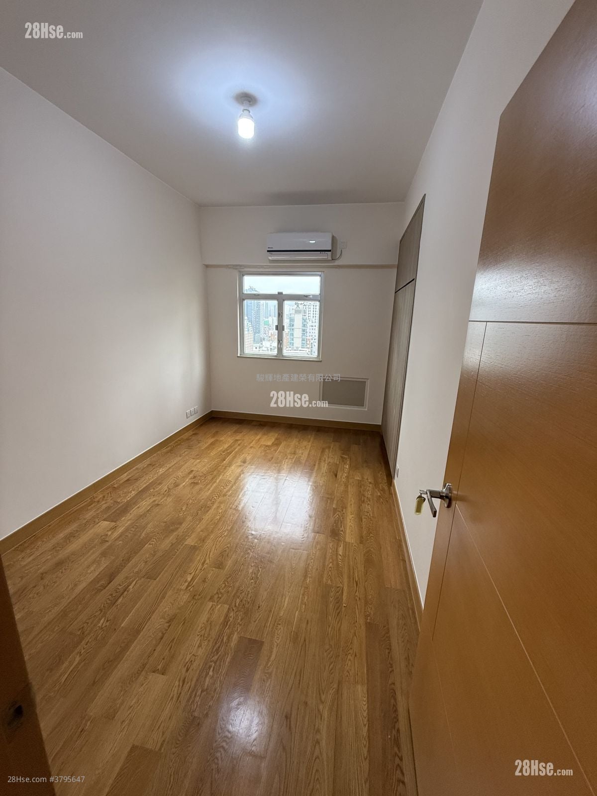 The Dahfuldy Rental 4 Bedrooms , 3 Bathrooms 1,514 ft²