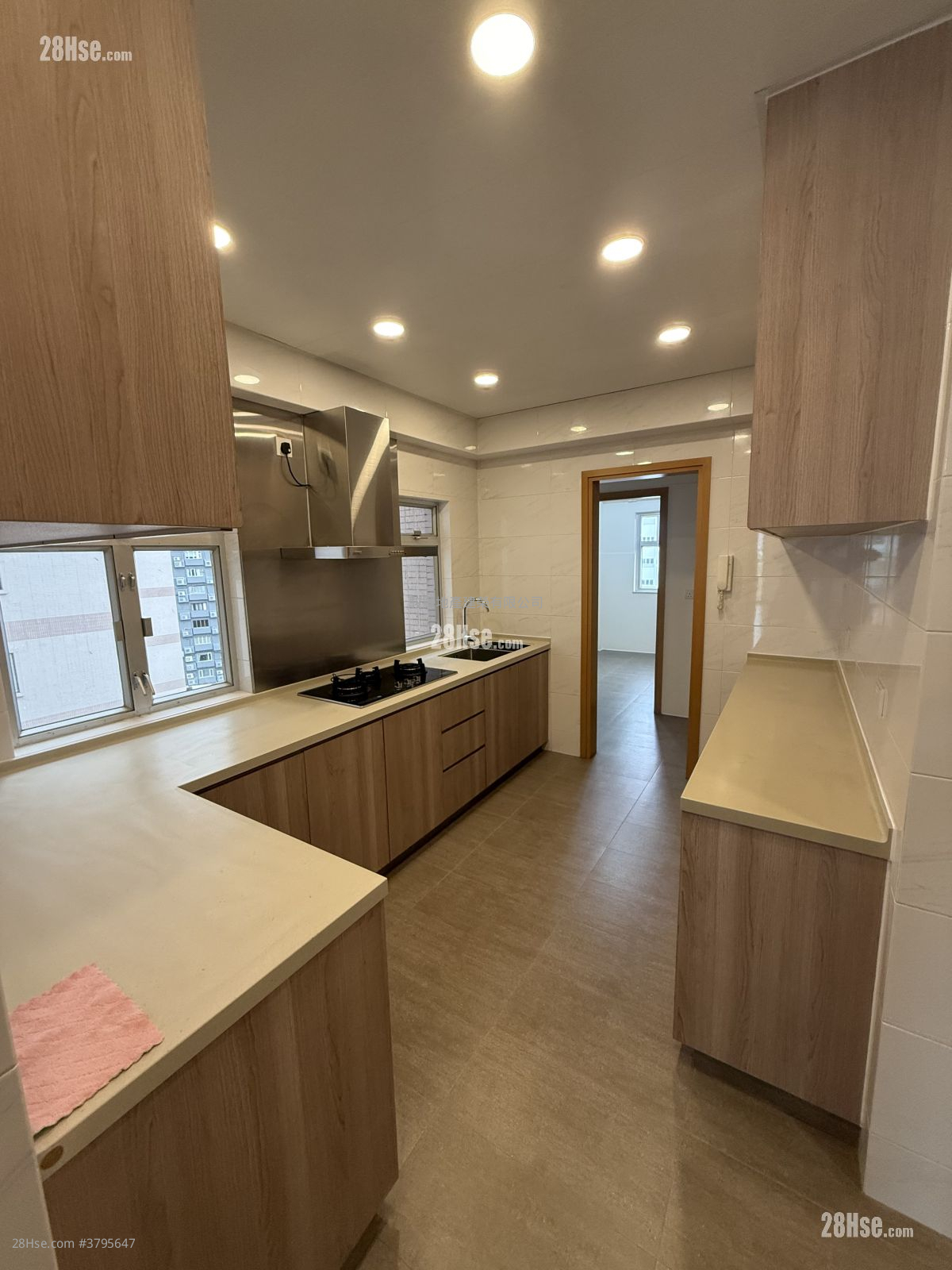 The Dahfuldy Rental 4 Bedrooms , 3 Bathrooms 1,514 ft²