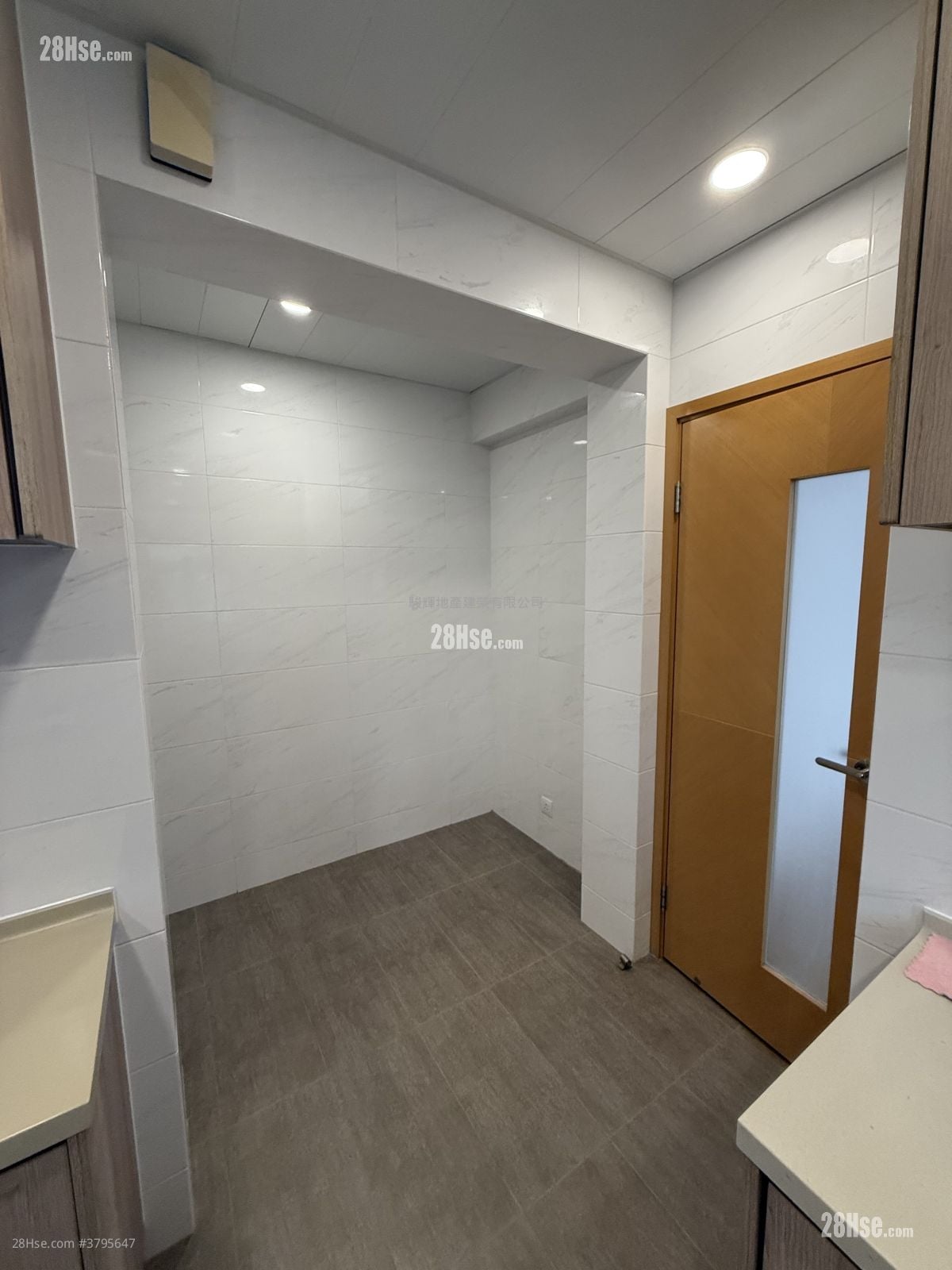 The Dahfuldy Rental 4 Bedrooms , 3 Bathrooms 1,514 ft²