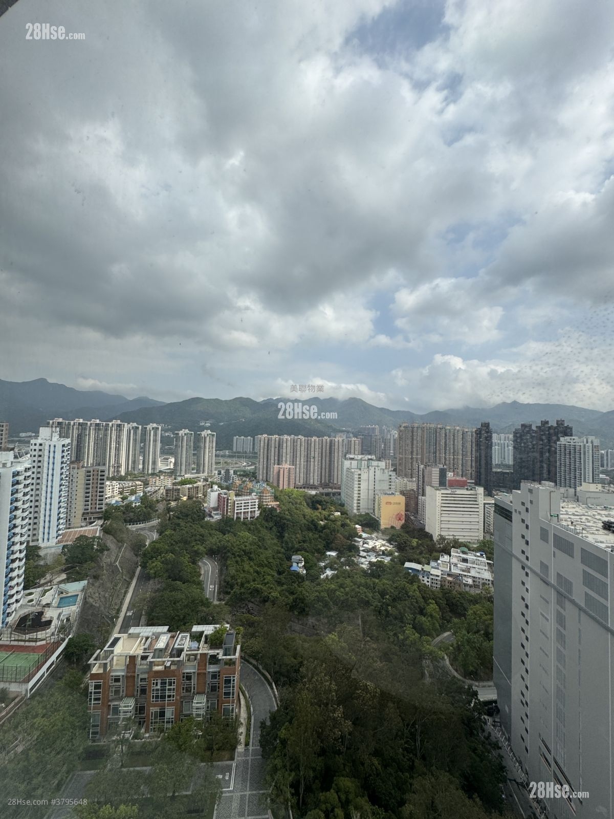 景观: 晋名峰 租盘 2 房 , 1 浴室 568 平方尺