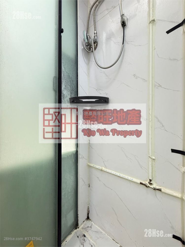 单幢楼房 租盘 开放式间隔 , 1 浴室 130 平方尺