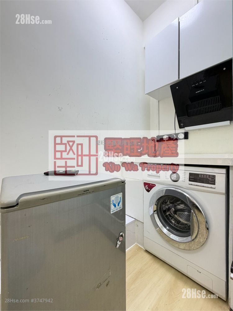 单幢楼房 租盘 开放式间隔 , 1 浴室 130 平方尺