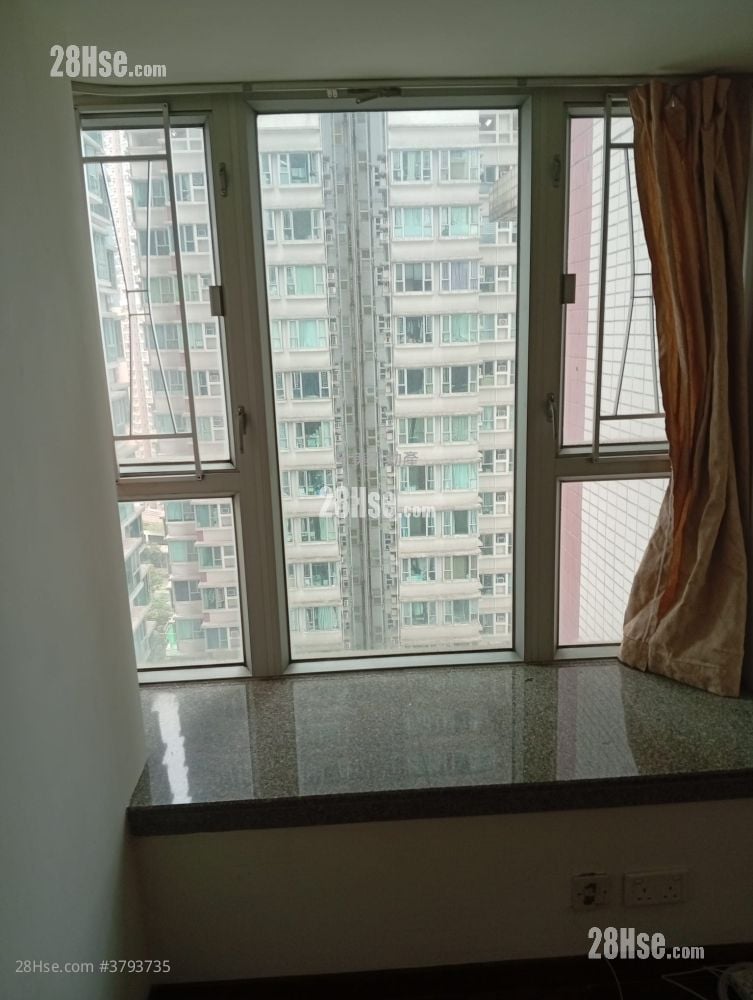 bedroom 1: Metro Harbour View Sell 2 Bedrooms , 1 Bathroom 415 ft²