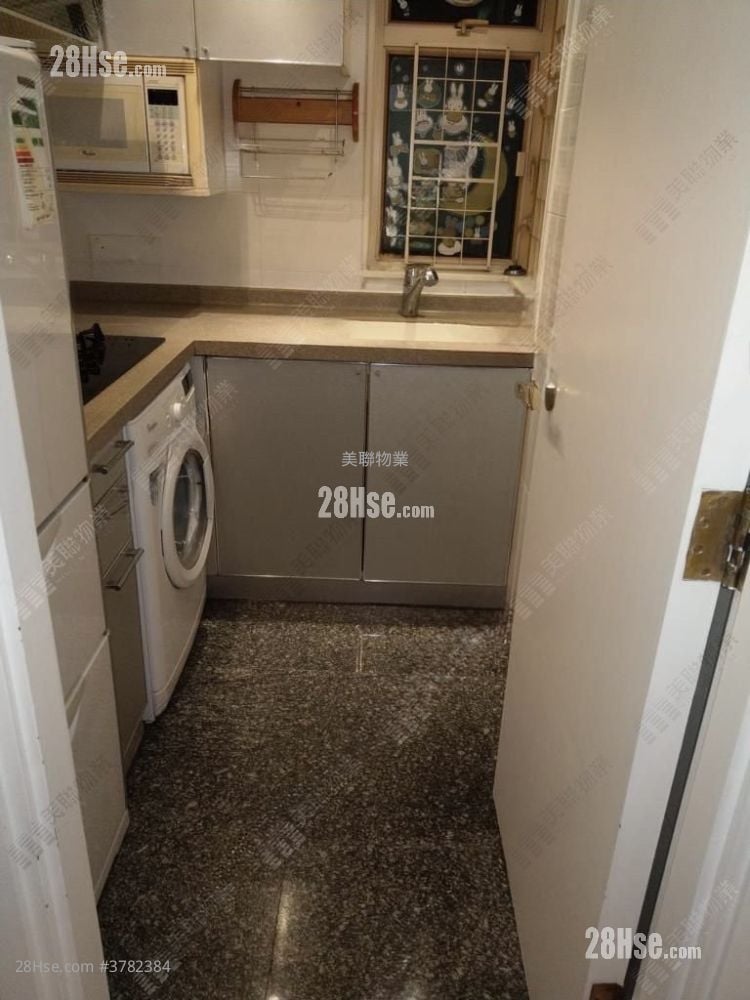 La Cite Noble Sell 2 Bedrooms , 1 Bathroom 377 ft²