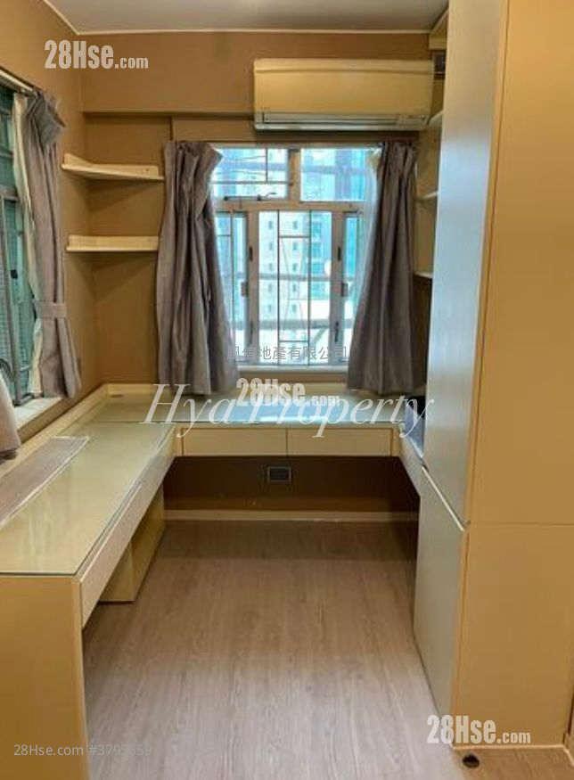 中源中心 租盘 1 房 , 1 浴室 334 平方尺