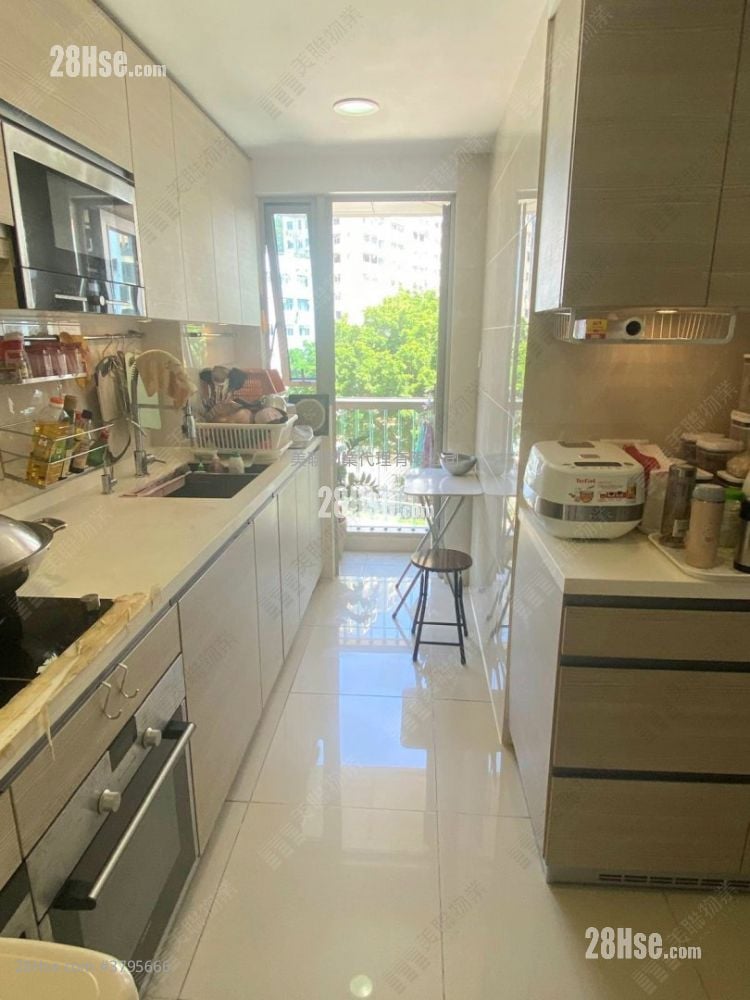 观月桦峯 售盘 3 房 , 2 浴室 887 平方尺