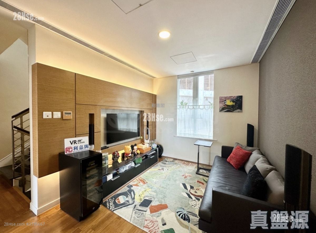 33 Cape Road Sell 3 Bedrooms , 3 Bathrooms 2,382 ft²