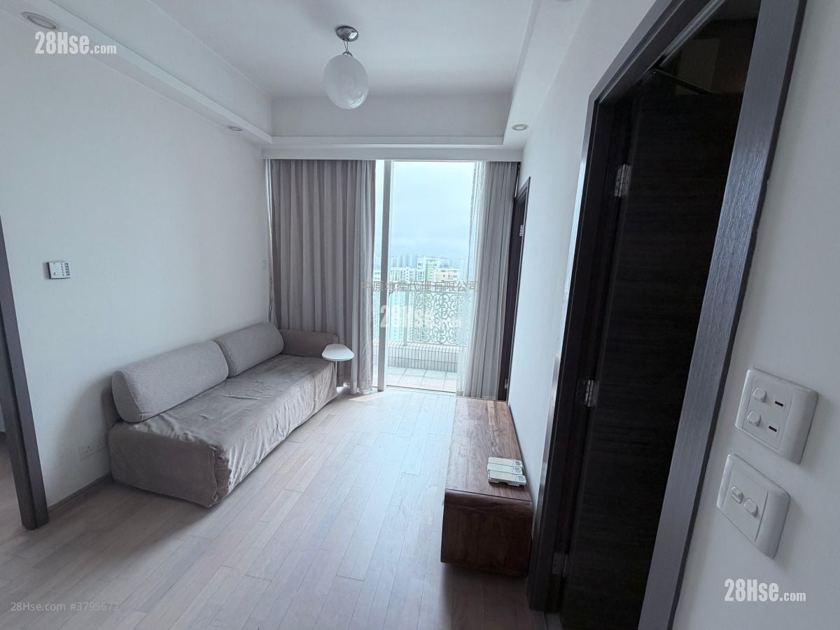 The Sparkle Sell 2 Bedrooms , 1 Bathroom 422 ft²