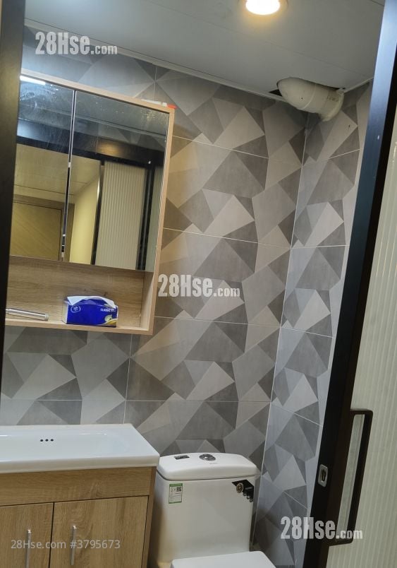 华源大厦 租盘 1 房 , 1 浴室 260 平方尺