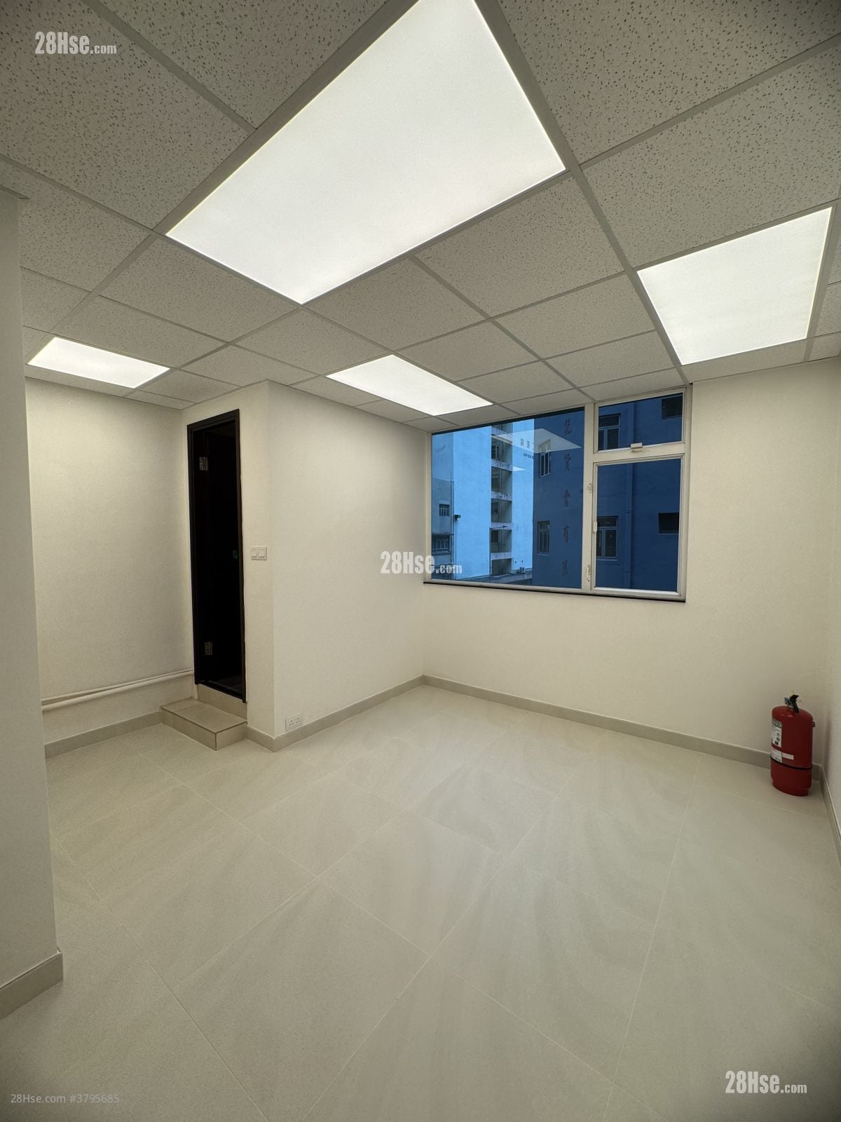 Tai Tak Industrial Building Rental 1 Toilet