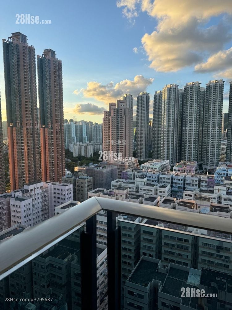 Eltanin Square Mile Sell Studio , 1 Bathroom 198 ft²