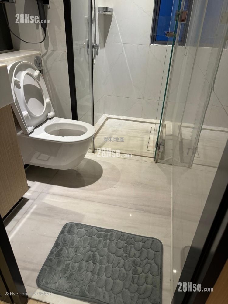 Eltanin Square Mile Sell Studio , 1 Bathroom 198 ft²