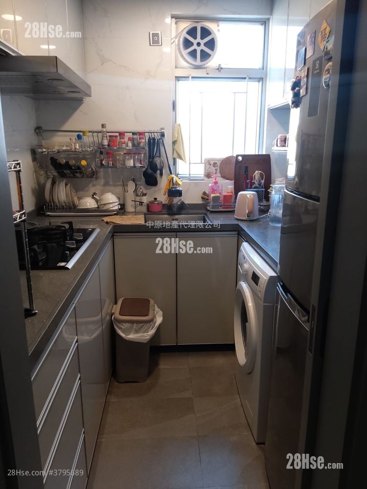 凤庭苑 售盘 3 房 , 2 浴室 661 平方尺