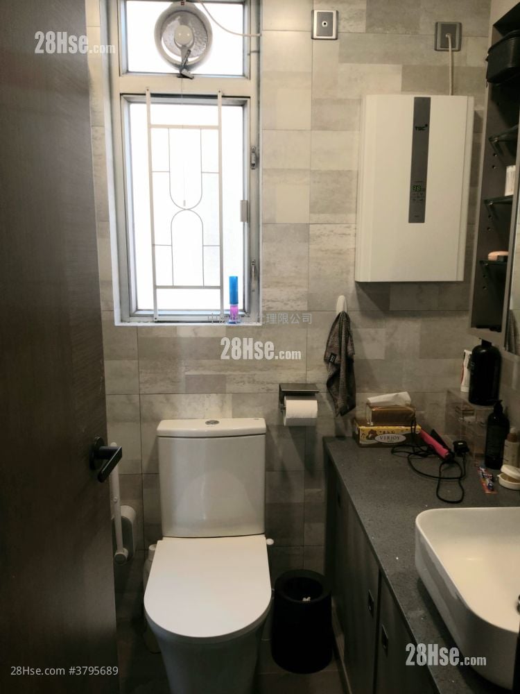 凤庭苑 售盘 3 房 , 2 浴室 661 平方尺