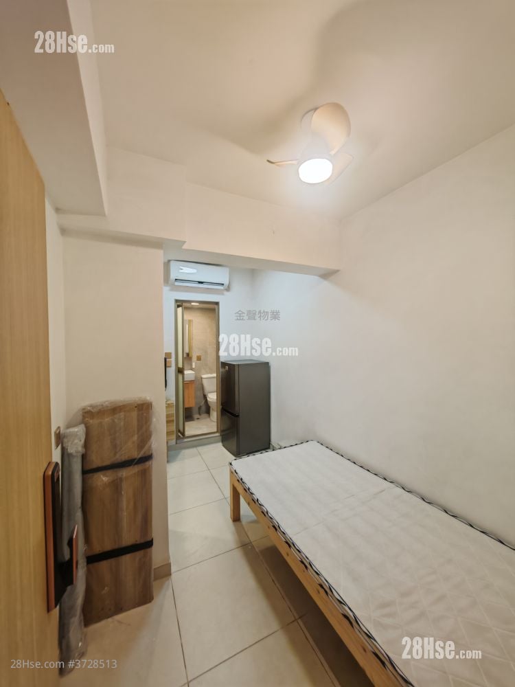 Burlington House Rental Studio , 1 Bathroom 185 ft²