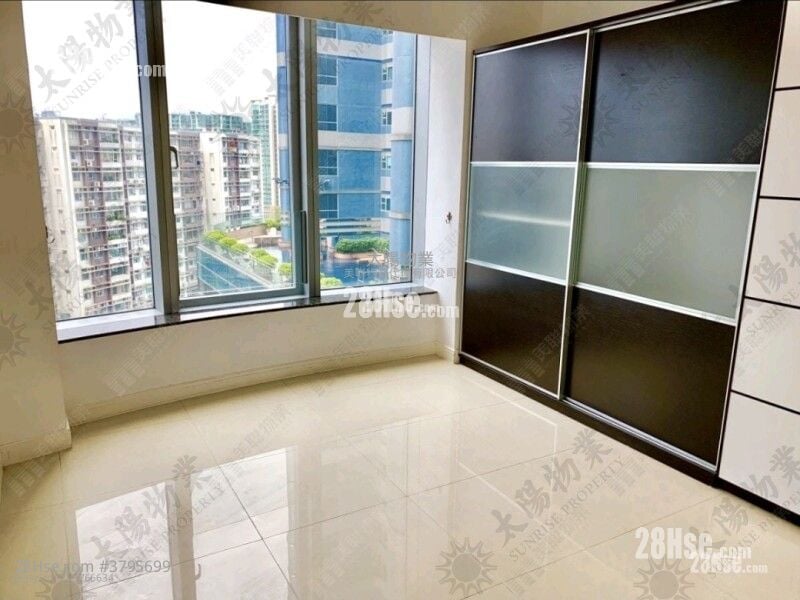 Harbourfront Landmark Sell 3 Bedrooms 1,479 ft²