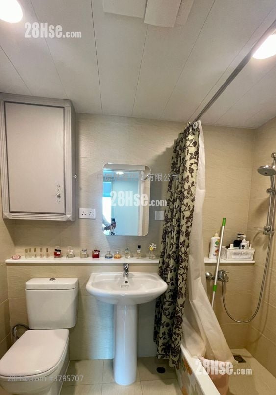 Park Island Sell 2 Bedrooms , 1 Bathroom 476 ft²