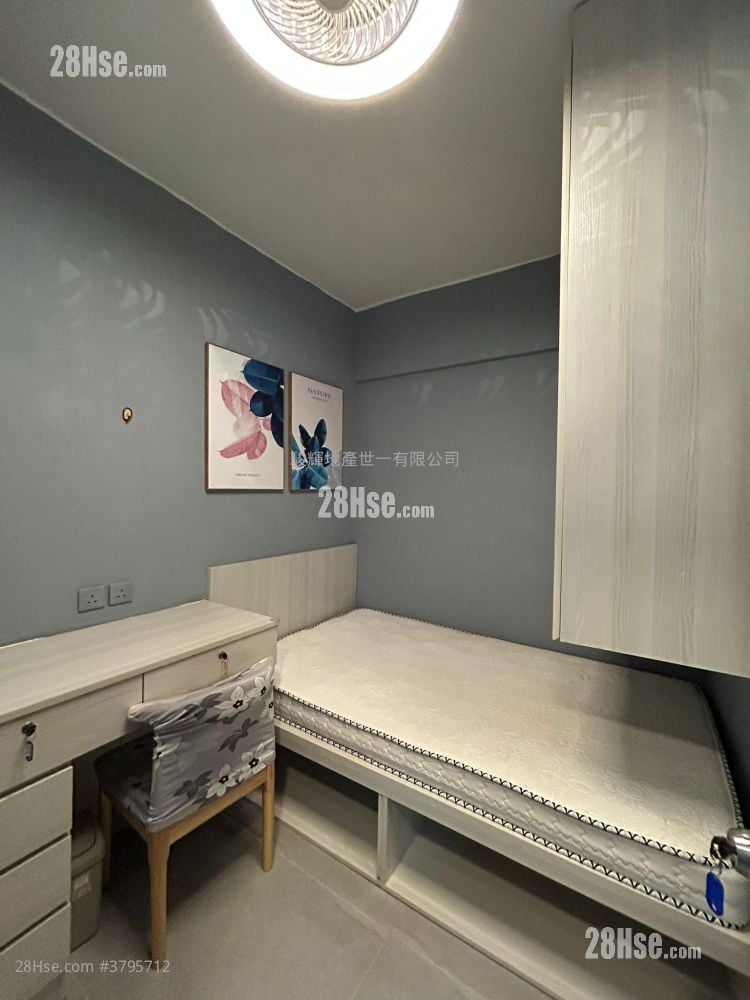 Kiu Fung Mansion Sell 4 Bedrooms , 2 Bathrooms 617 ft²