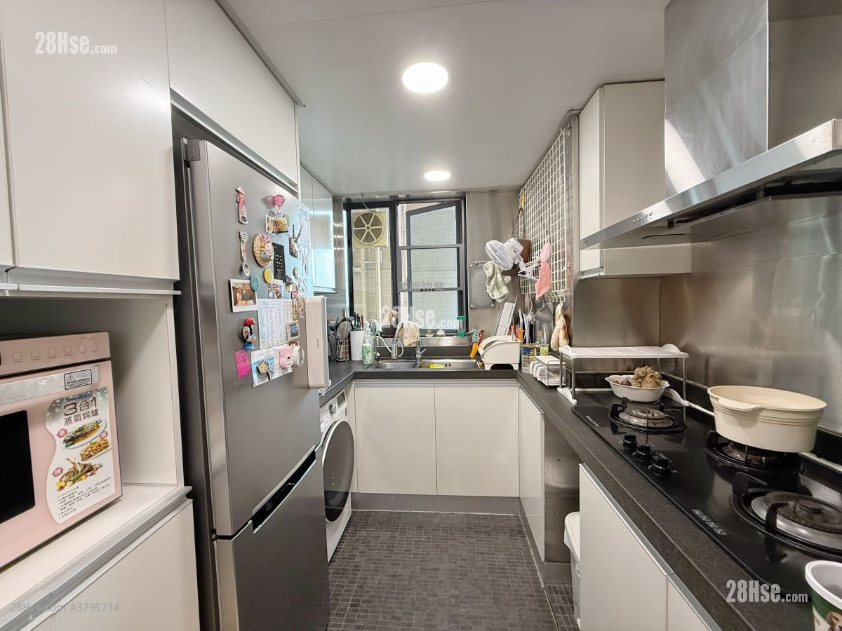 Park Island Sell 3 Bedrooms , 2 Bathrooms 707 ft²