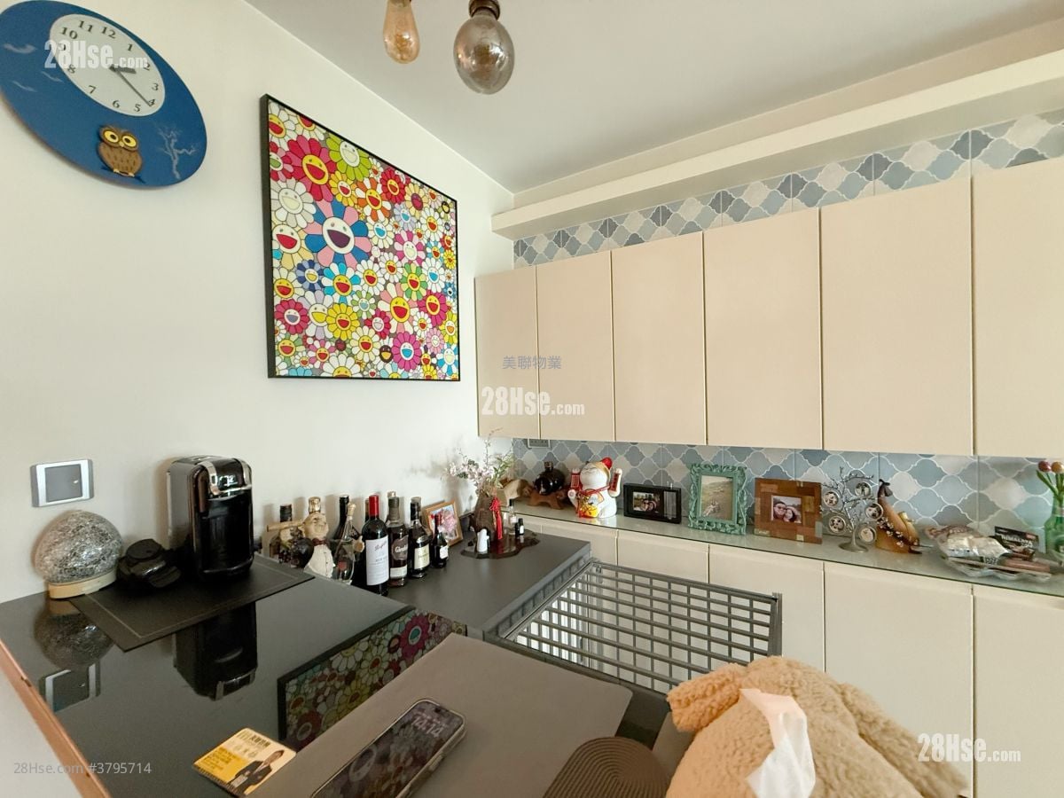 Park Island Sell 3 Bedrooms , 2 Bathrooms 707 ft²