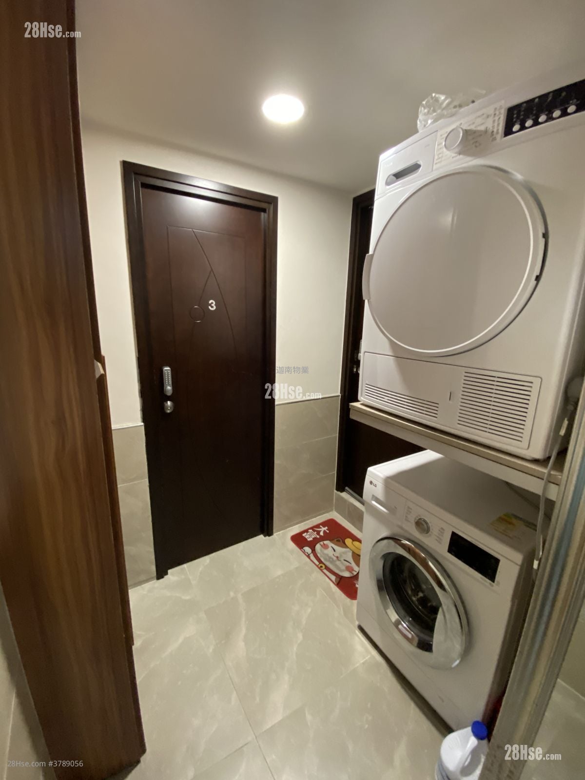 Apartment Rental Studio , 1 Bathroom 170 ft²