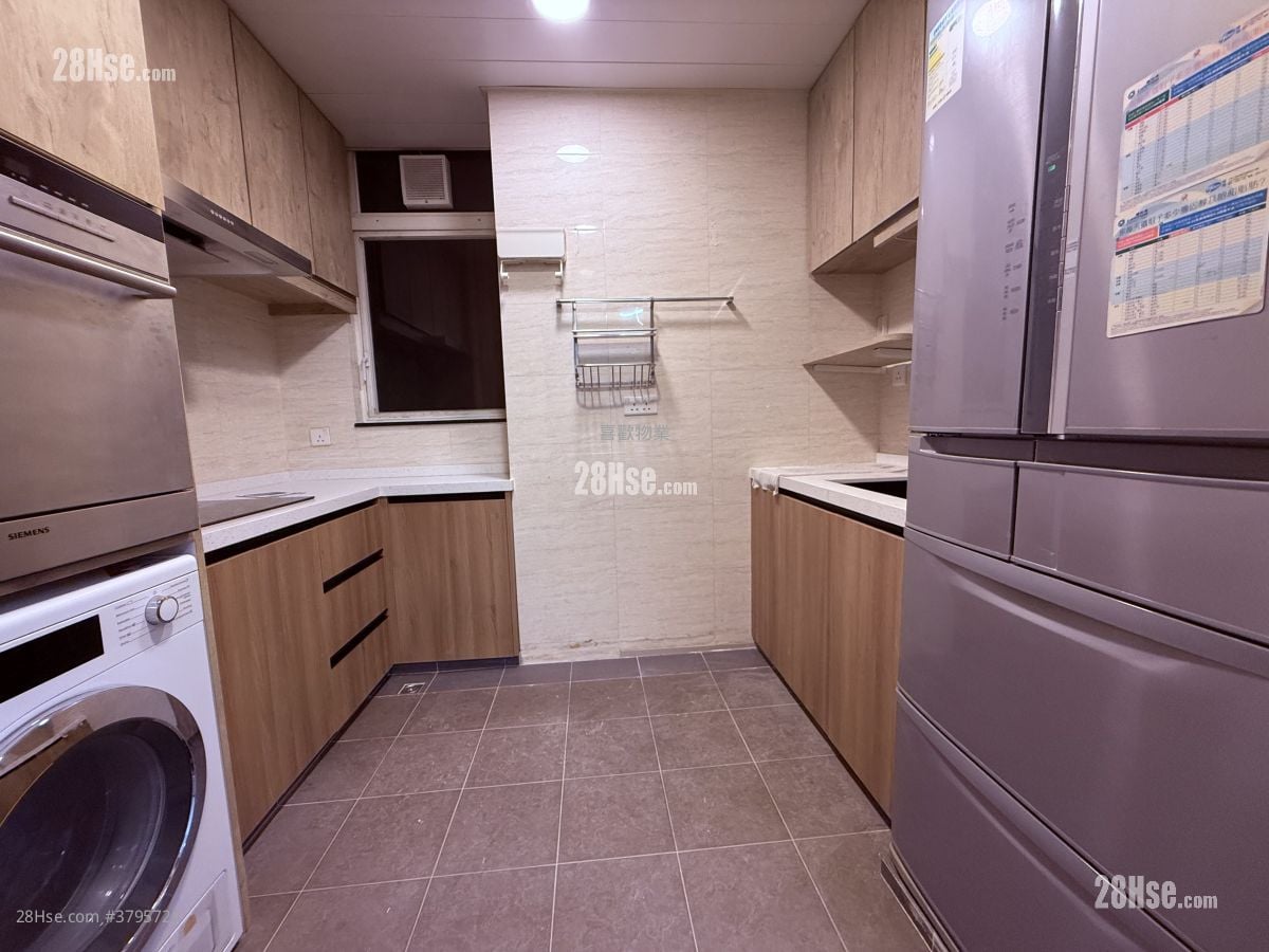 晋名峰 租盘 3 房 , 2 浴室 753 平方尺