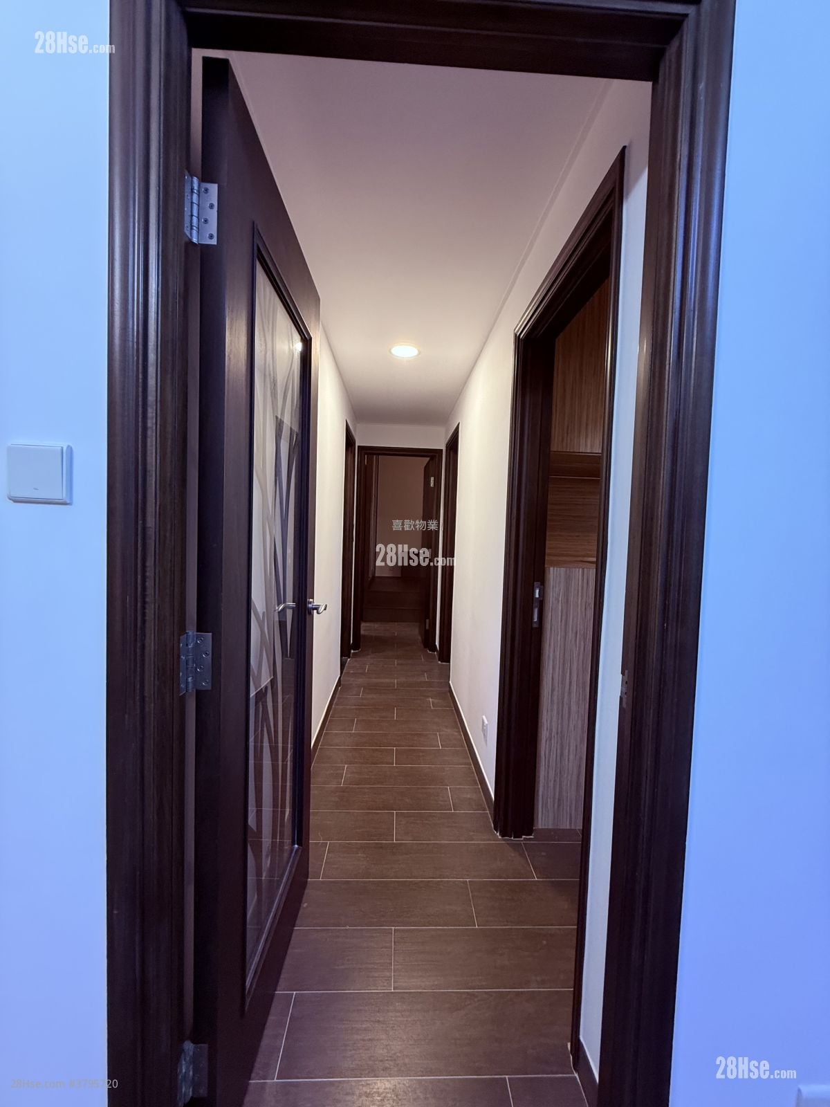 晋名峰 租盘 3 房 , 2 浴室 753 平方尺