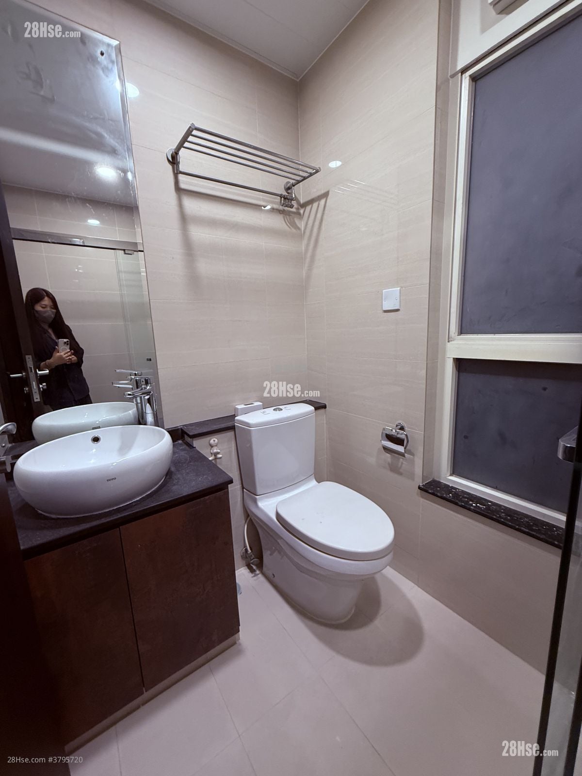 晋名峰 租盘 3 房 , 2 浴室 753 平方尺