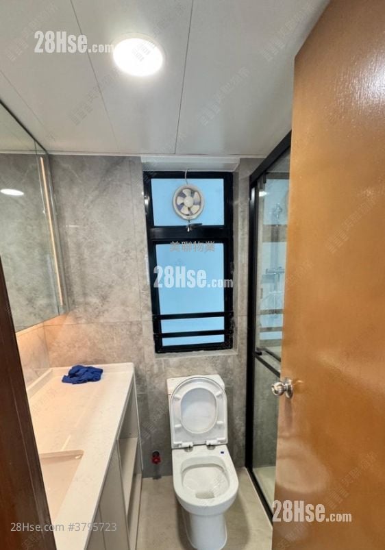 The Metro City Sell 2 Bedrooms , 1 Bathroom 406 ft²