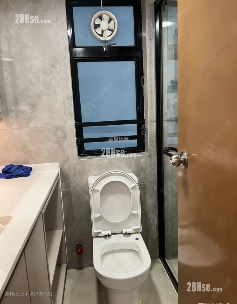 The Metro City Sell 2 Bedrooms , 1 Bathroom 406 ft²