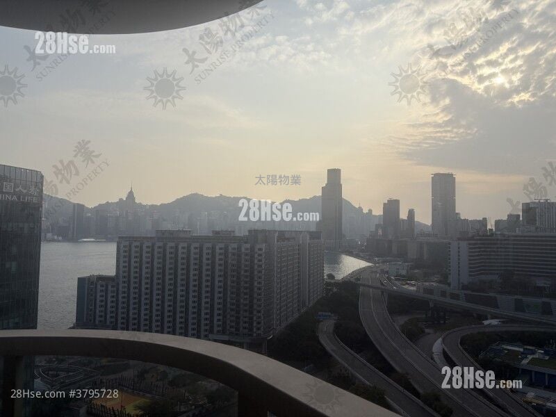 Stars By The Harbour Sell 5+ Bedrooms 1,408 ft²