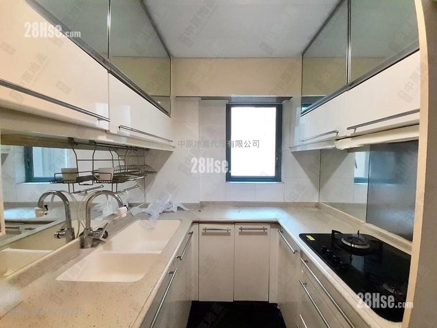 Rambler Crest Rental 3 Bedrooms , 2 Bathrooms 690 ft²