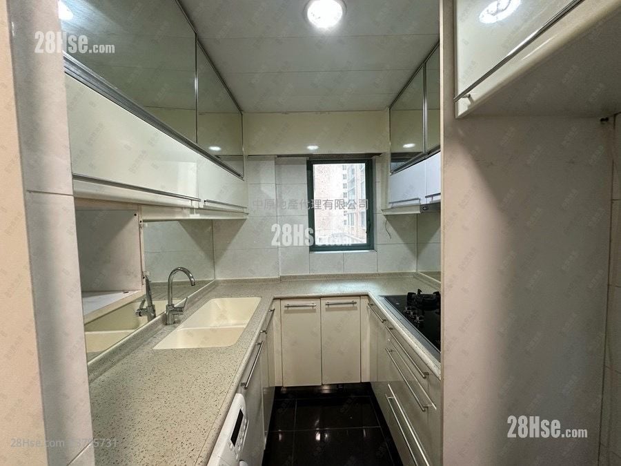 Rambler Crest Rental 3 Bedrooms , 2 Bathrooms 690 ft²