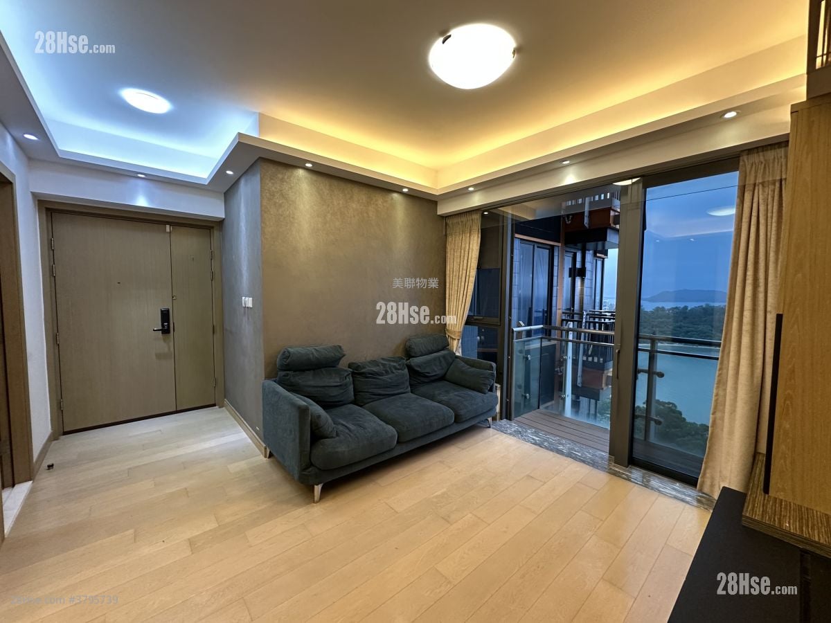 迎海 租盘 4 房 810 平方尺