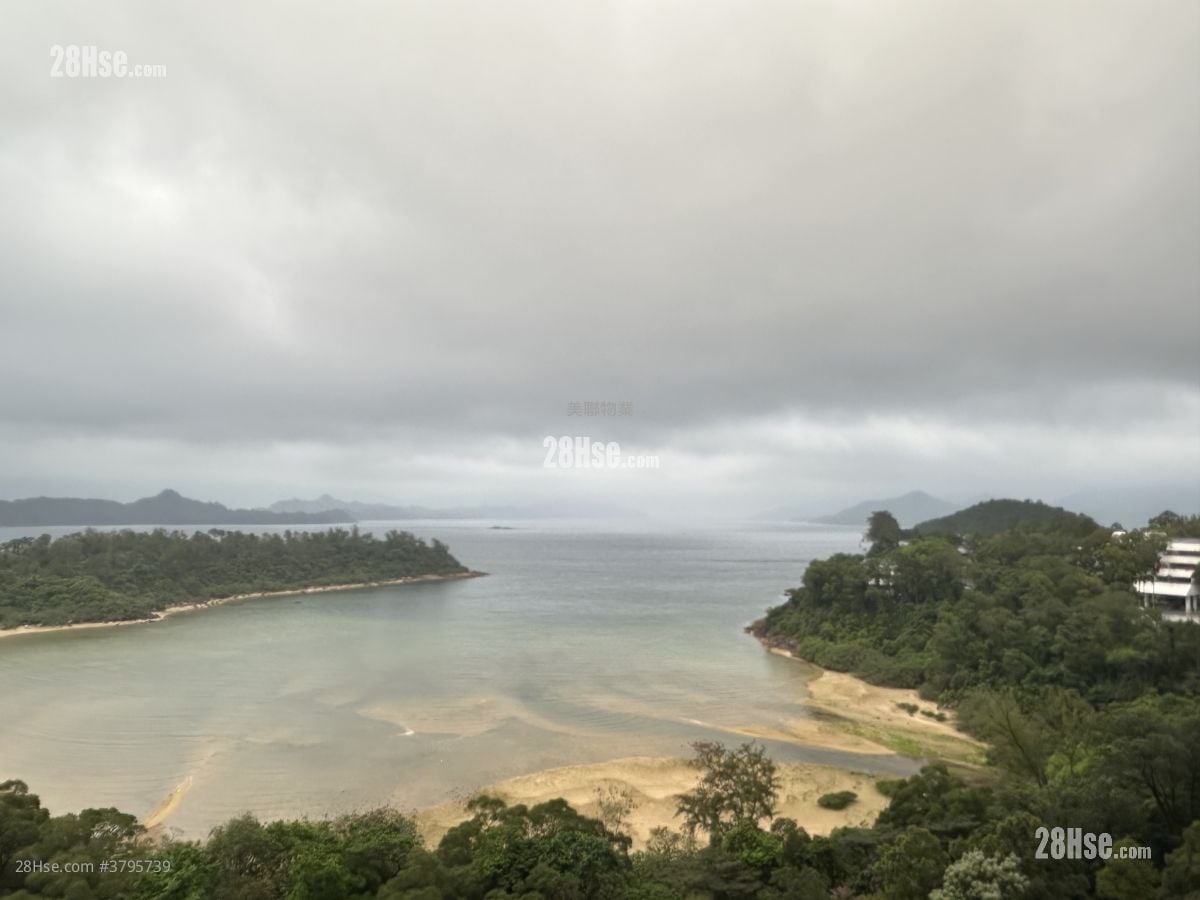 迎海 租盘 4 房 810 平方尺