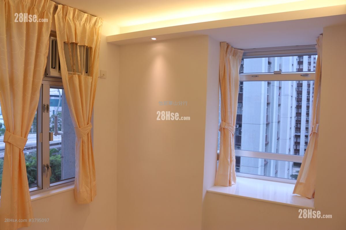 Taikoo Shing Sell 488 ft²