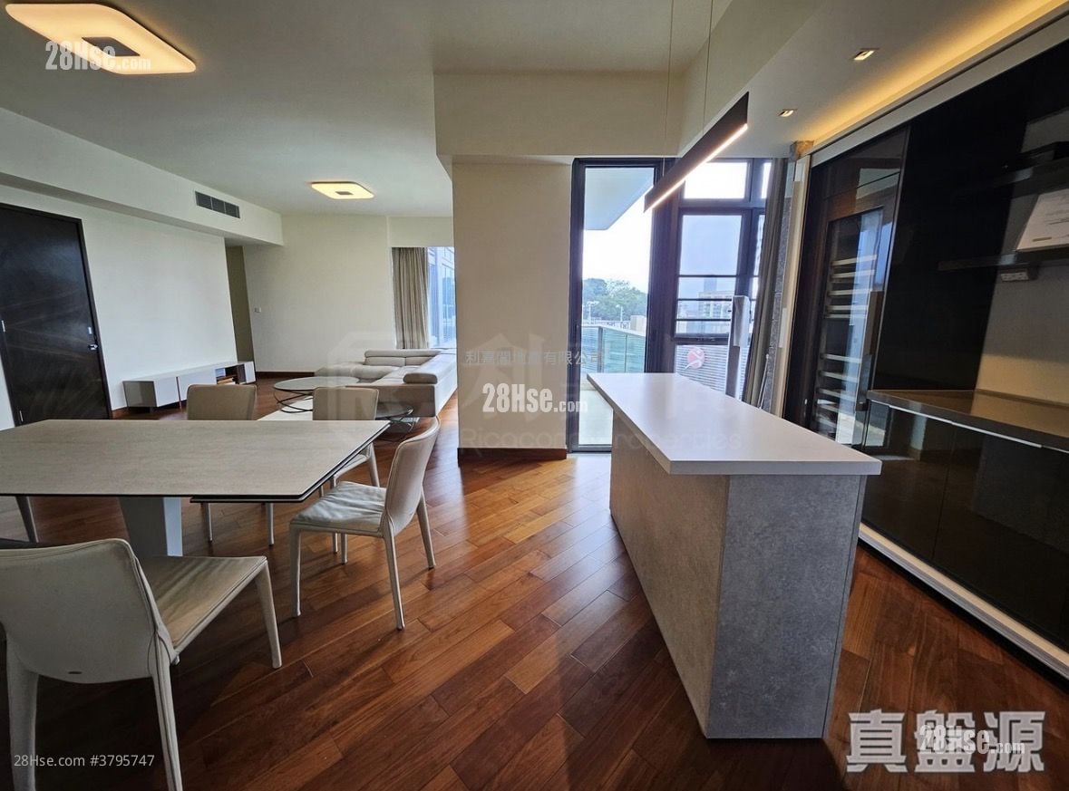 天铸 售盘 4 房 2,018 平方尺