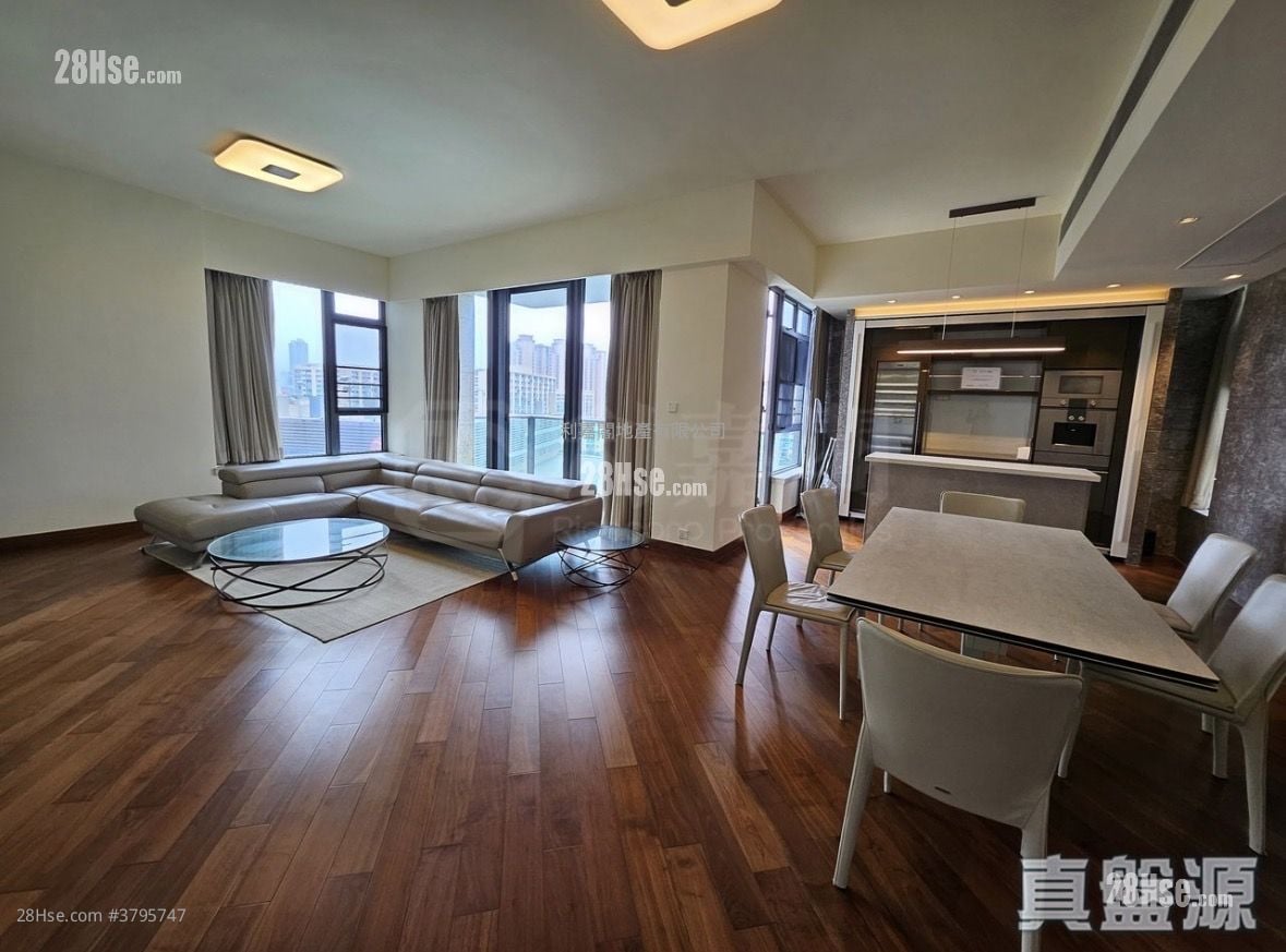 天铸 售盘 4 房 2,018 平方尺