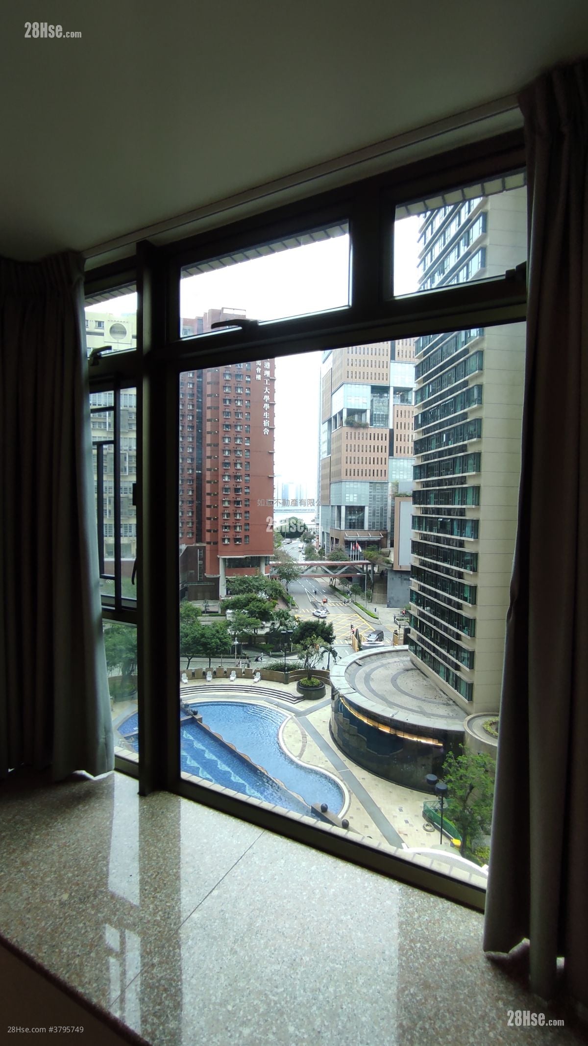 半岛豪庭 租盘 1 房 , 1 浴室 462 平方尺