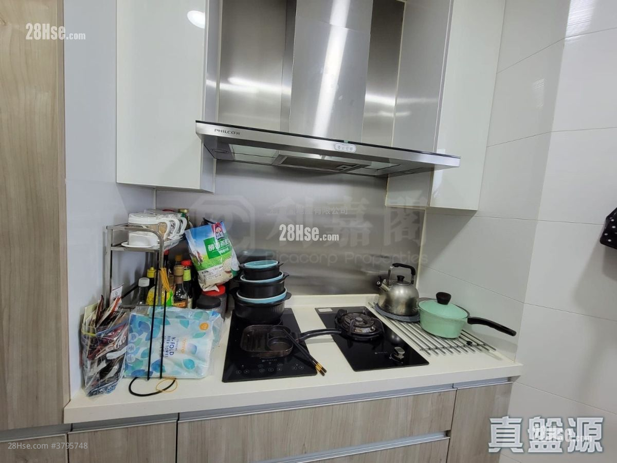 Le Prime Of Le Prestige Sell 4 Bedrooms 985 ft²