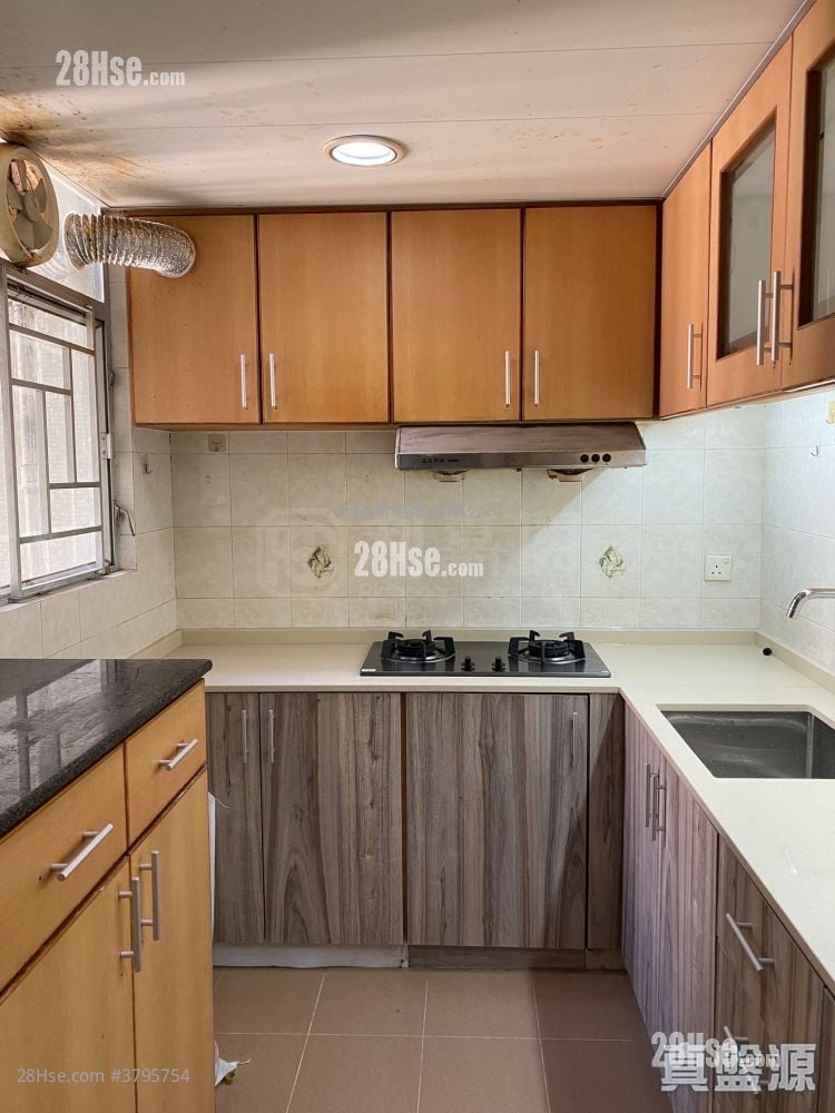 Belvedere Garden Sell 3 Bedrooms , 2 Bathrooms 728 ft²